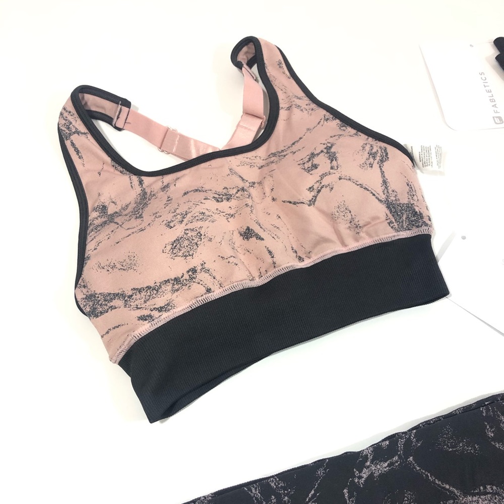 Fabletics Tights & Matching Bra Set - Picture 3 of 6
